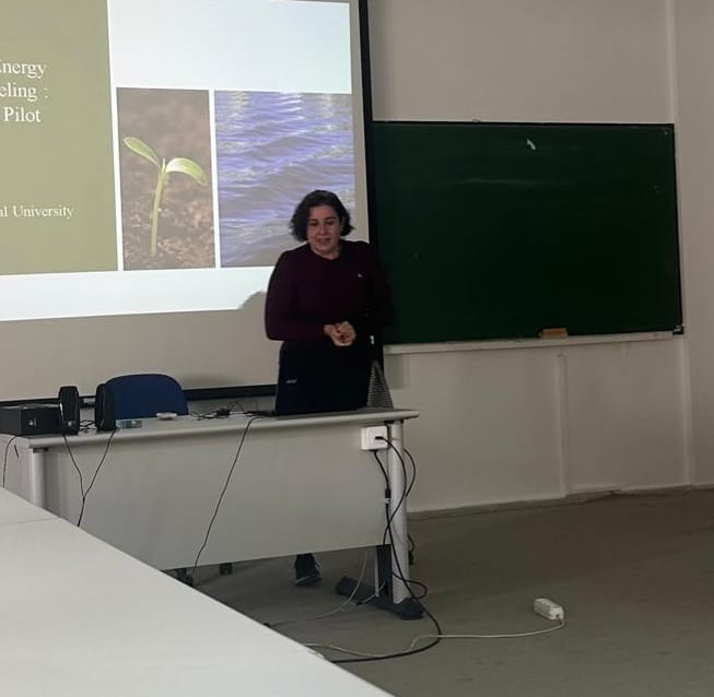 Presented the study titled “Understanding the Individuals' Perceptions of Energy Efficient Labels: Evidence from a Pilot Experiment”